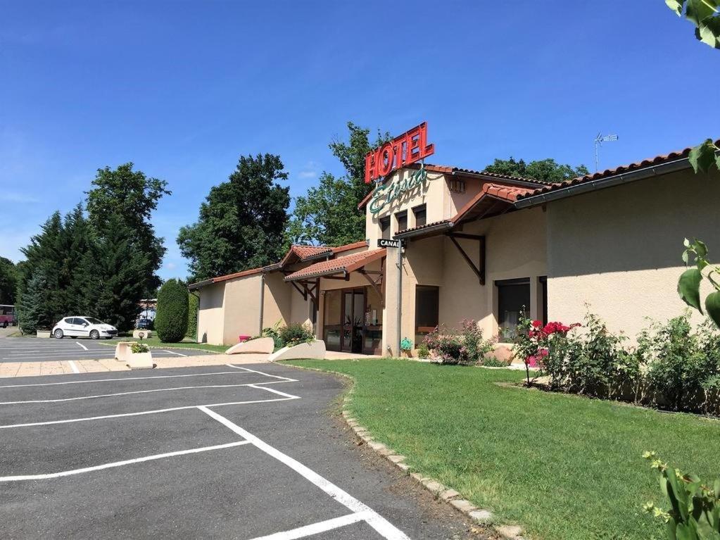 Hotel Etesia Feurs Dış mekan fotoğraf
